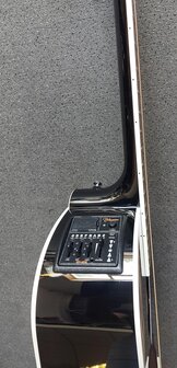 Takamine EF341SC elektro-akoestische western gitaar zwart, nu met kofferkeuze