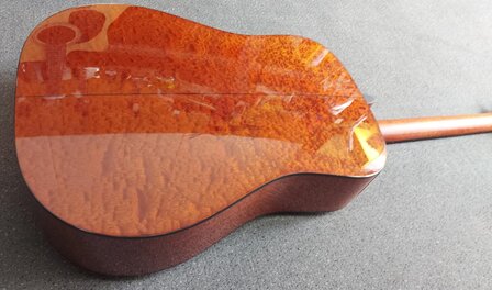 Takamine FT340BS limited edition