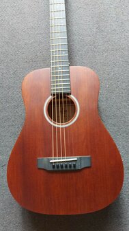 Sigma TM-15+ Traveler gitaar massief mahonie met dikke hoes
