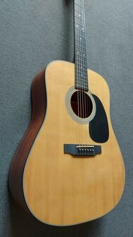 Sigma SDM-STE+ Dreadnought electro-akoestisch, nu met tweed koffer