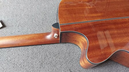 Takamine GF15CEBSB electro-akoestische Folk gitaar met cutaway