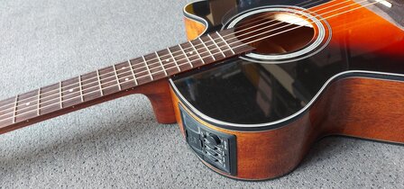 Takamine GF30CEBSB electro-akoestische Folk gitaar met cutaway