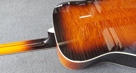SIGMA GUITARS DA-SG7 Hummingbird darkburst, nu met koffer