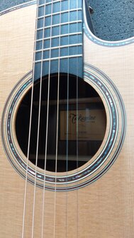 Takamine TN18C - Dreadnought Cutaway Electro