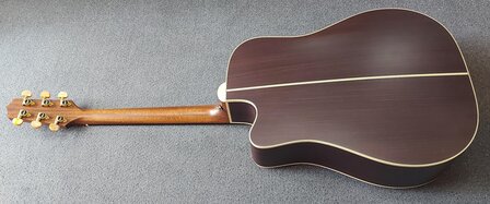Takamine TN18C - Dreadnought Cutaway Electro