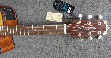 Takamine GD30CENAT electro-akoestische Dreadnought met cutaway