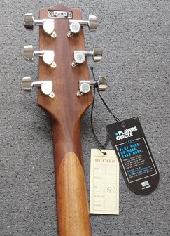 Takamine GD30CENAT electro-akoestische Dreadnought met cutaway