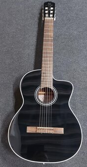 Takamine GC2CE-BLK electro-akoestische nylonsnarige gitaar