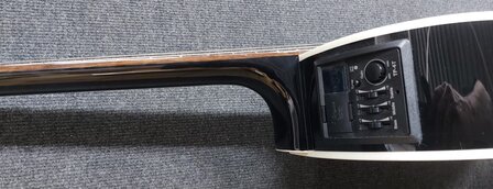 Takamine GC2CE-BLK electro-akoestische nylonsnarige gitaar