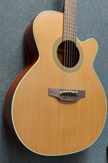 Takamine EN40C NEX Cutaway Electro