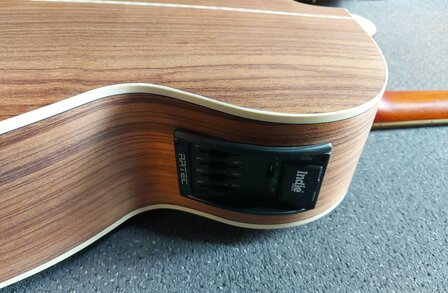 Indie "The Pure" JCE Paradise Bird Jumbo westerngitaar