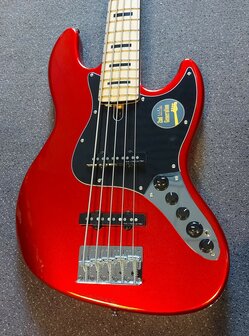 Sire Marcus Miller V7+ Vintage alder 5-string bass guitar bright metallic red