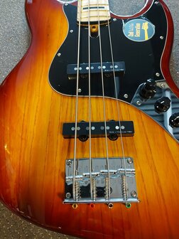 Sire Marcus Miller V7+ Vintage Swamp Ash 4-snarige basgitaar, Tobacco Sunburst S4, 2nd Gen