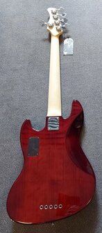 Sire Marcus Miller V7+ alder 5-string 2nd gen bass guitar tobacco sunburst
