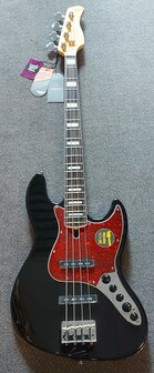 Sire Marcus Miller V7+ 2nd Gen Series 4-snarige basgitaar, zwart / black