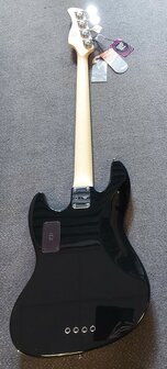 Sire Marcus Miller V7+ 2nd Gen Series 4-snarige basgitaar, zwart / black