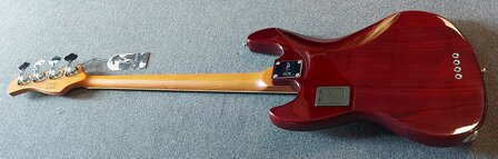 Sire Basses V8 Marcus Miller swamp ash 4-string active bass guitar, sunburst