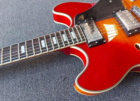 Sire H7 Series Larry Carlton electric archtop, Cherry Sunburst