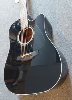 Takamine GD30CEBLK electro-akoestische Dreadnought met cutaway