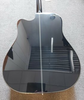 Takamine GD30CEBLK electro-akoestische Dreadnought met cutaway