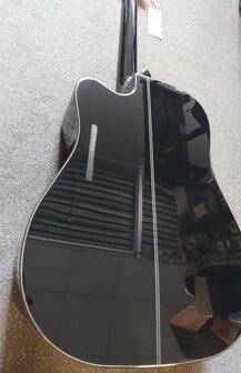 Takamine GD30CEBLK electro-akoestische Dreadnought met cutaway