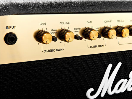  Marshall DSL40C Combo, volledig met buizen uitgeruste combo