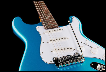 G&amp;L Tribute Legacy Lake Placid Blue RW