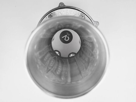 Vatan gegraveerde aluminum Darbuka / Goblet drum, 18,5 cm diameter, verzilverd met bellenring