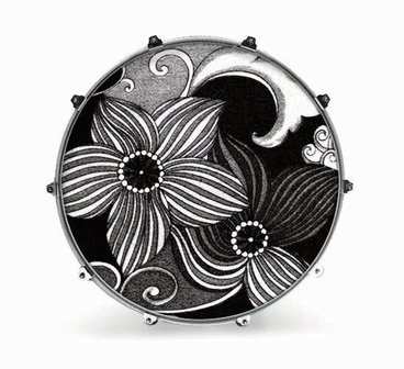 Evans inked 22 inch bassdrumvel, fabric b&amp;w flower