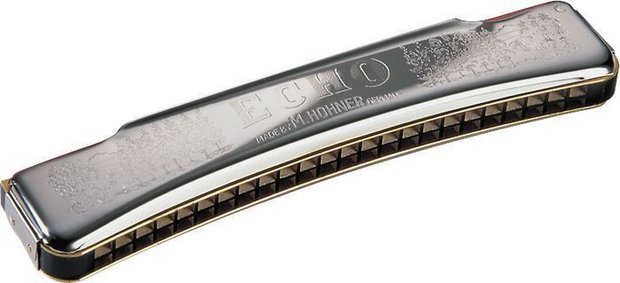 Hohner Echo gebogen 1496/48 Oktaaf gestemd in C