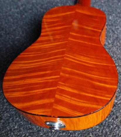 La Sevillana electro-akoestische Sopraan Ukulele Flamed Maple