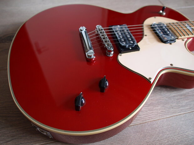 Cort Sunset II Candy Apple Red