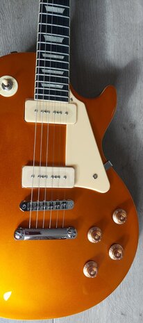 EKO VL480 GTV LesPaul-model Aged Gold Sparkle P-90