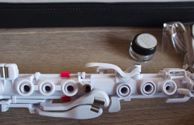Nuvo Clarineo, wit-pink, Stemming C, Licht polymeer, Standaardset