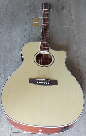 Cort Folkgitaar GA-MEDX open pore, electro akoestisch