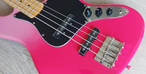 SX Modern Series JB style electric bass guitar with gigbag, pink twilight