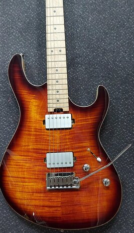 Cort G290 FAT Boutique Antique Violin Burst