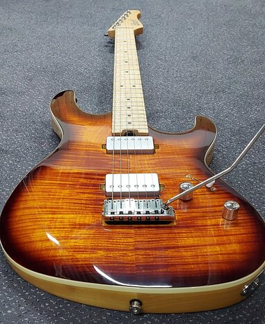 Cort G290 FAT Boutique Antique Violin Burst
