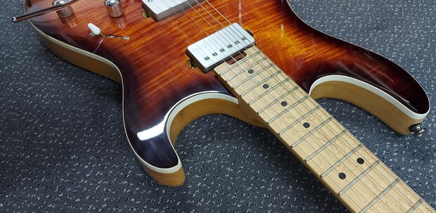 Cort G290 FAT Boutique Antique Violin Burst