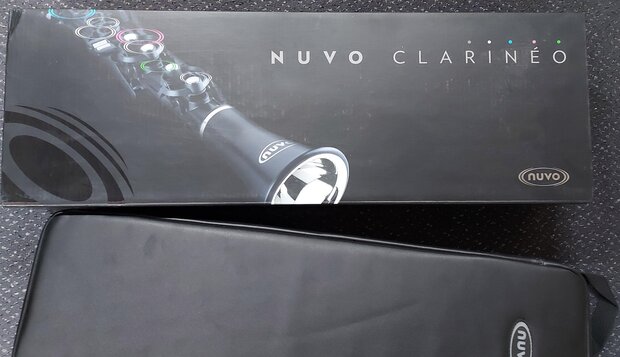 Nuvo Clarineo, wit-groen