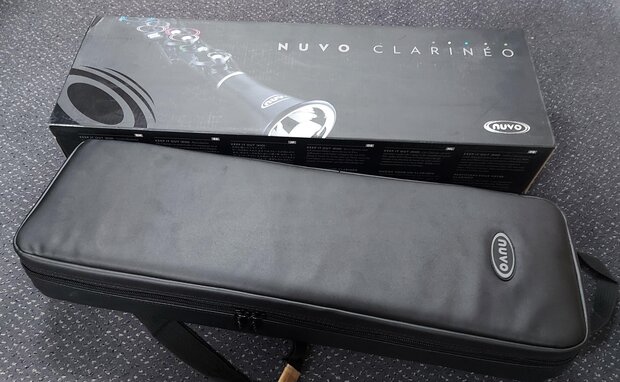 Nuvo Clarineo, wit-groen