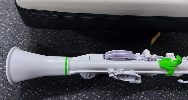 Nuvo Clarineo, wit-groen