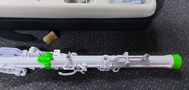 Nuvo Clarineo, wit-groen