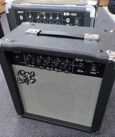 SX BA1565 elektrische basgitaarversteker