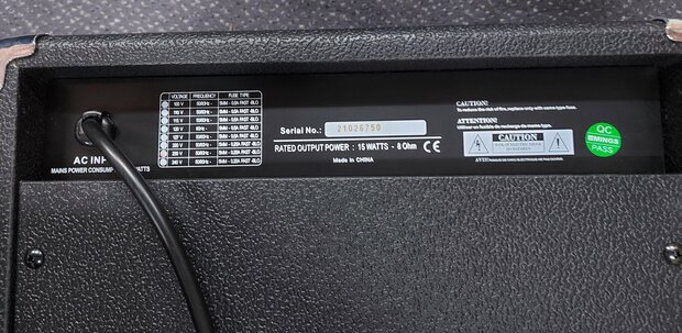 SX BA1565 elektrische basgitaarversteker