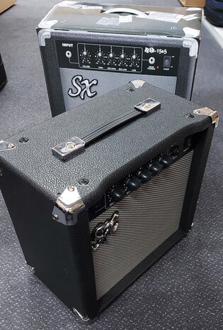 SX BA1565 elektrische basgitaarversteker