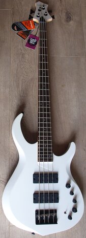 Sire Marcus Miller M2+ 4-snarig, White Pearl, 2nd Gen