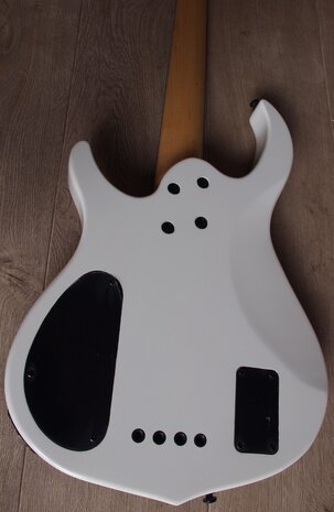 Sire Marcus Miller M2+ 4-snarig, White Pearl, 2nd Gen