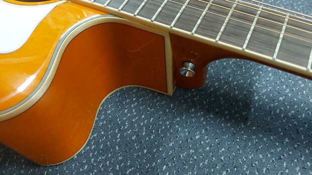 Tanglewood Super Jumbo Evolution Exotic Viscount Trans Orange nu met koffer