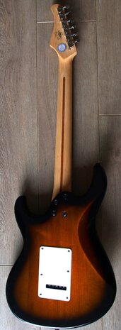 Cort G110 e-gitaarpakket Tobacco sunburst met Cort CM15 combo versterker